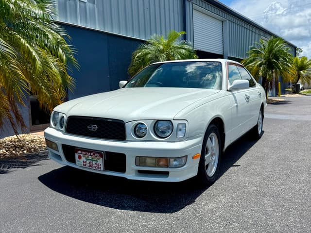 1998 Nissan Gloria JDM car for sale — photo 2 of 19