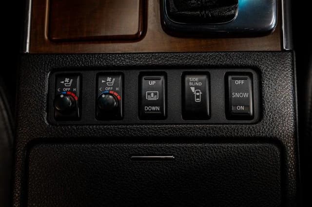 2006 Nissan Fuga JDM car for sale — photo 10 of 18