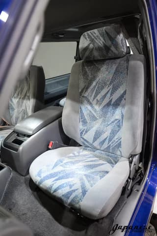 1996 Toyota HiAce JDM car for sale — photo 16 of 25