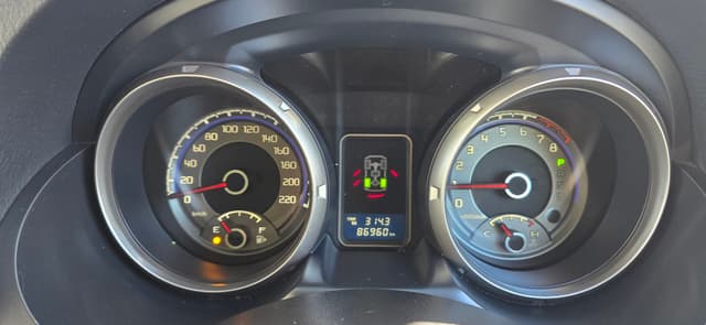 2006 Mitsubishi Pajero JDM car for sale — photo 11 of 12