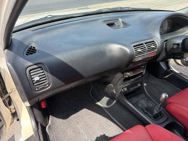1996 Honda Integra JDM car for sale — photo 19 of 20
