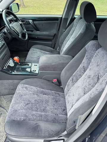 2000 Toyota Crown JDM car for sale — photo 20 of 24