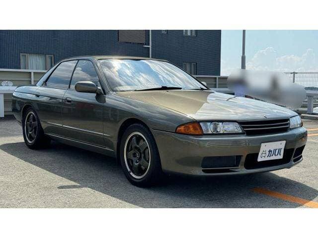 1992 Nissan Skyline JDM car for sale — photo 19 of 20