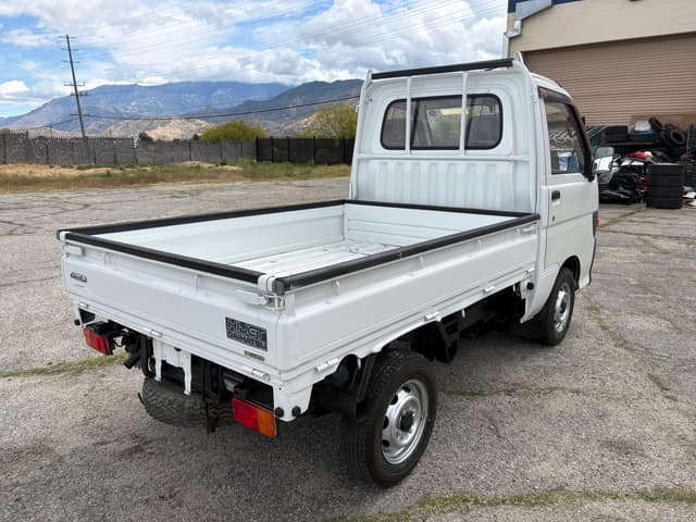 1995 Daihatsu Hijet JDM car for sale — photo 8 of 25
