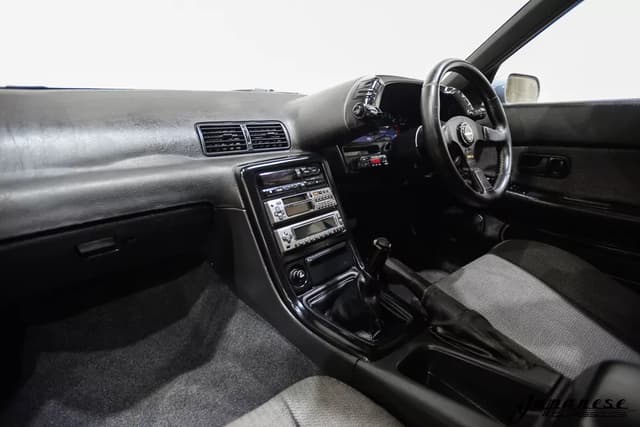 1989 Nissan Skyline JDM car for sale — photo 9 of 25