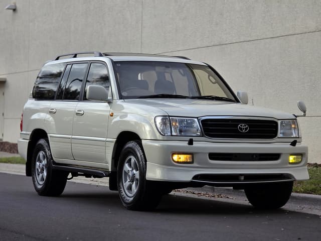 2000 Toyota Land Cruiser JDM car for sale — photo 9 of 20