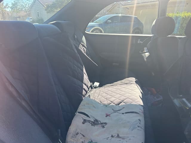1996 Nissan Gloria JDM car for sale — photo 4 of 8