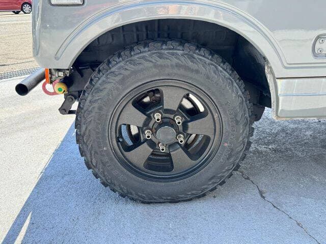 1990 Suzuki Jimny JDM car for sale — photo 5 of 12