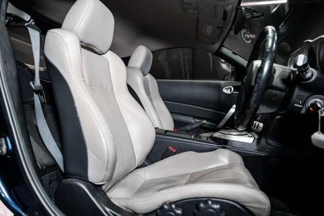 2007 Nissan Fairlady Z JDM car for sale — photo 11 of 15