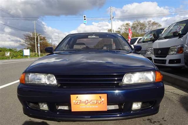 1991 Nissan Skyline JDM car for sale — photo 2 of 25