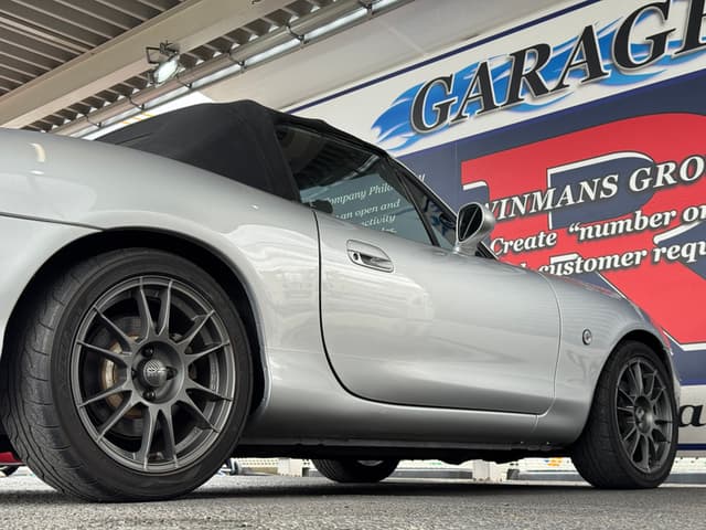 2002 Mazda Roadster (Eunos Roadster / MX-5) JDM car for sale — photo 19 of 25