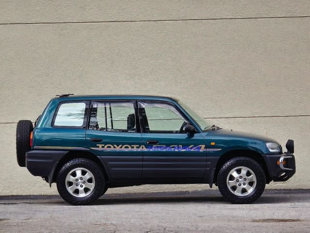 1995 Toyota RAV4 JDM car for sale — photo 2 of 25
