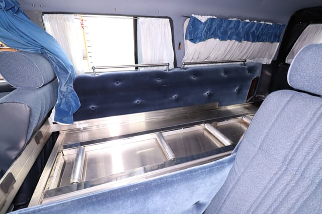 1995 Toyota Crown JDM car for sale — photo 22 of 25
