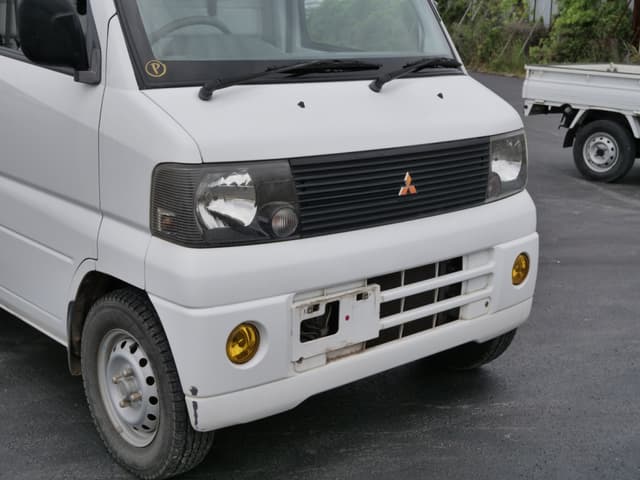 2002 Mitsubishi Minicab JDM car for sale — photo 12 of 25