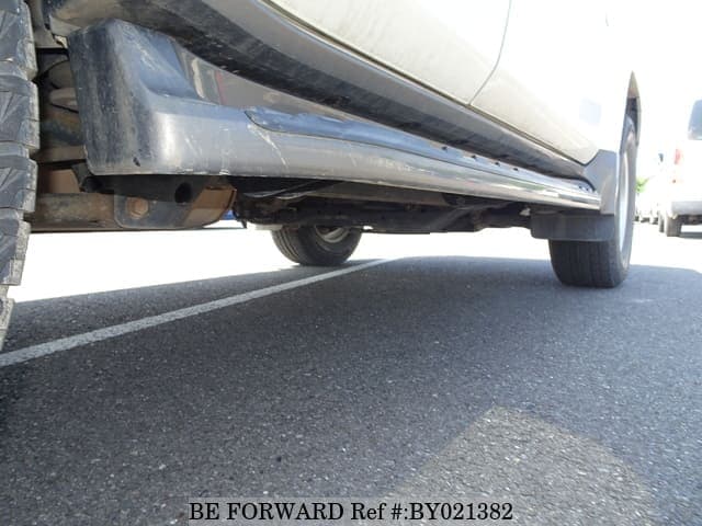 2006 Toyota Land Cruiser Prado JDM car for sale — photo 21 of 25
