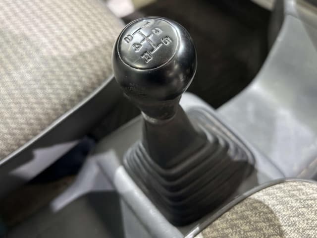 1998 Honda Acty JDM car for sale — photo 13 of 25