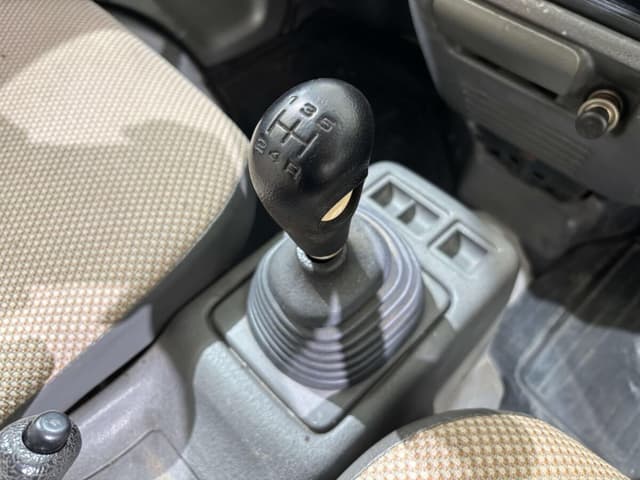 1998 Suzuki Every JDM car for sale — photo 17 of 25