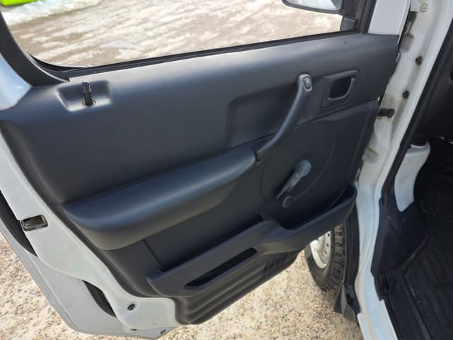 2005 Suzuki Carry JDM car for sale — photo 21 of 25