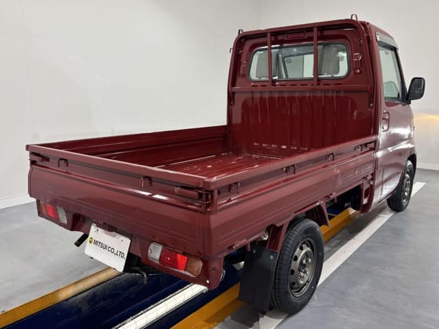 1999 Mitsubishi Minicab JDM car for sale — photo 4 of 24