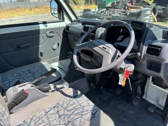 1997 Mitsubishi Minicab JDM car for sale — photo 13 of 25