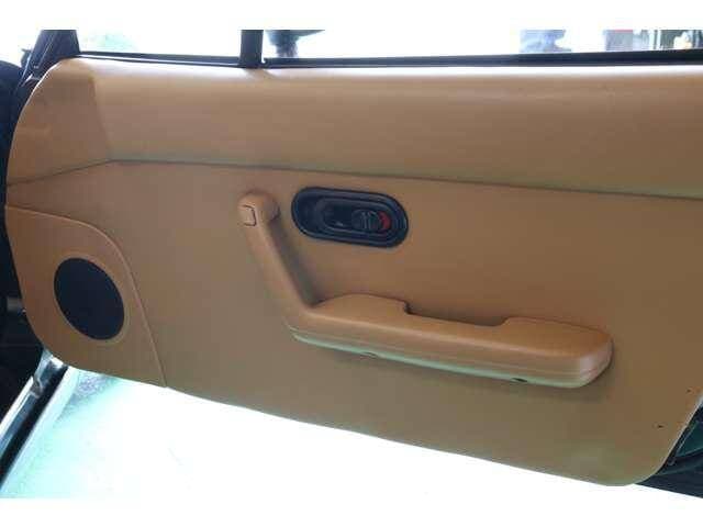 1991 Mazda Roadster (Eunos Roadster / MX-5) JDM car for sale — photo 18 of 19