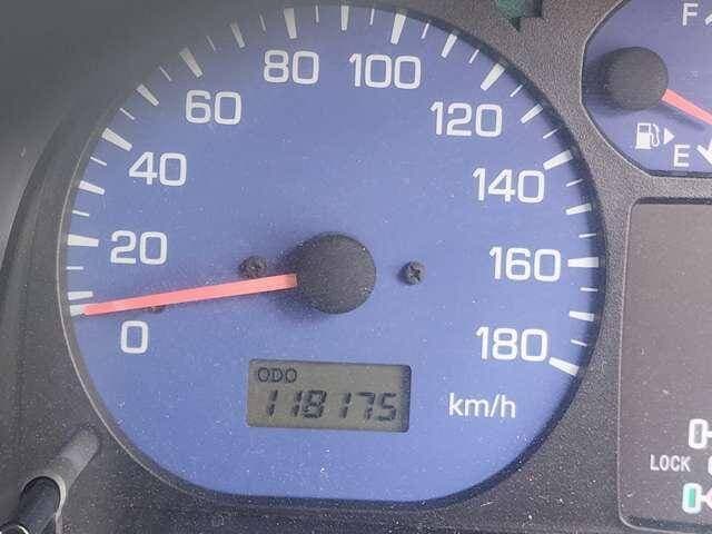 1999 Mitsubishi Pajero JDM car for sale — photo 12 of 20