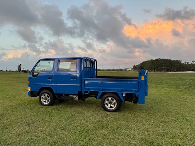 1997 Toyota Toyoace JDM car for sale — photo 2 of 25