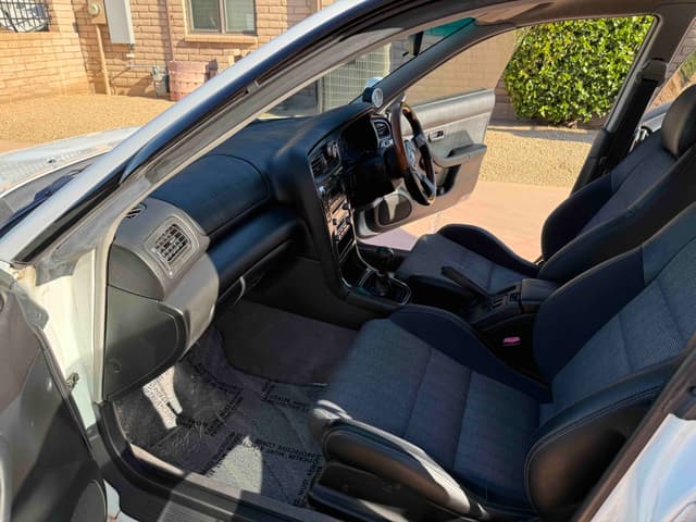 1995 Subaru Legacy JDM car for sale — photo 10 of 25