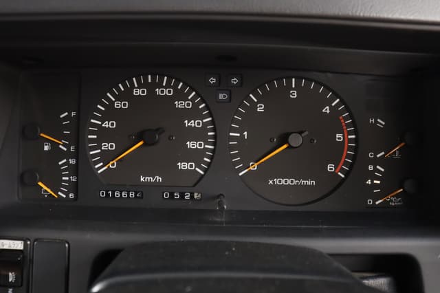 1995 Nissan Safari JDM car for sale — photo 11 of 25