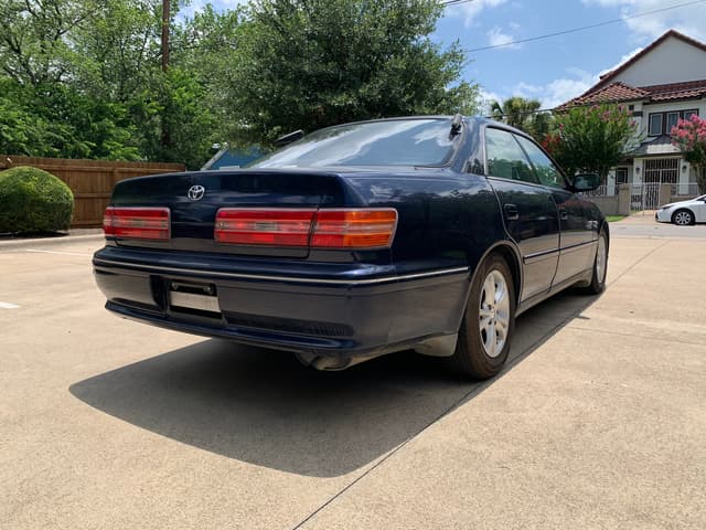 Toyota Mark II JDM car for sale — photo 4 of 16