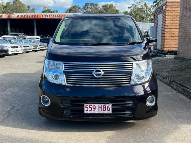 2008 Nissan Elgrand JDM car for sale — photo 2 of 16