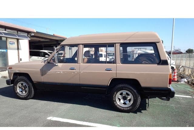 1987 Nissan Safari JDM car for sale — photo 5 of 25
