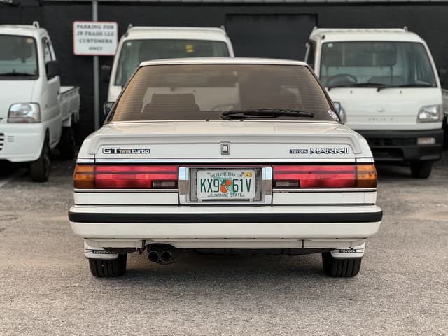 1986 Toyota Mark II JDM car for sale — photo 11 of 25
