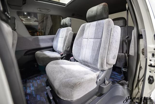 1996 Toyota Estima JDM car for sale — photo 17 of 25