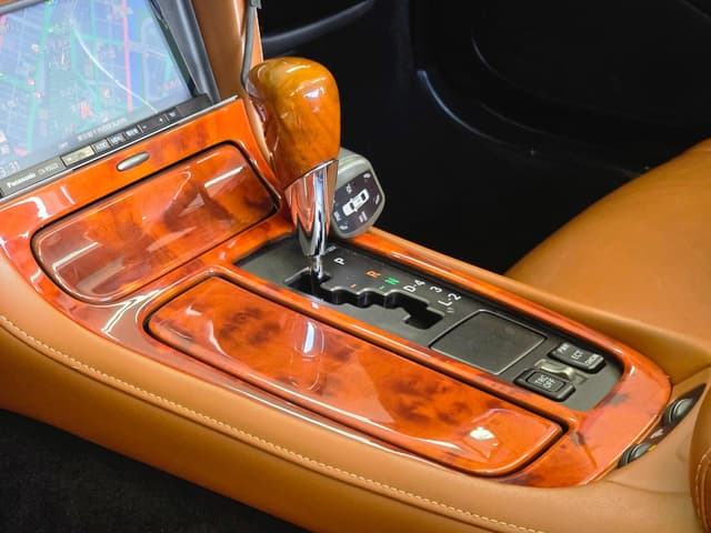 2001 Toyota Soarer JDM car for sale — photo 23 of 25