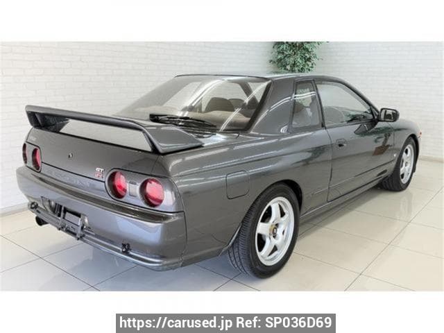 1991 Nissan Skyline JDM car for sale — photo 3 of 3
