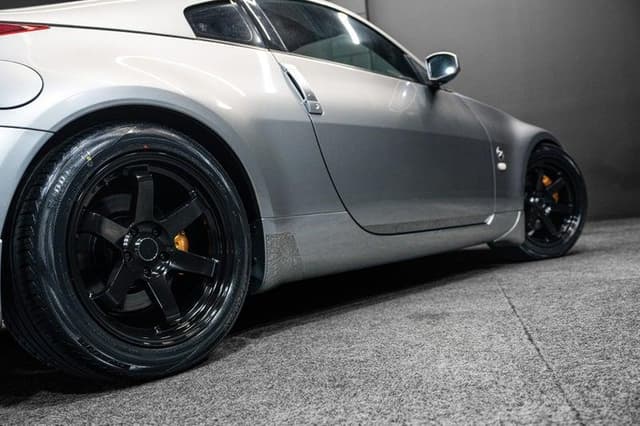 2005 Nissan Fairlady Z JDM car for sale — photo 15 of 17