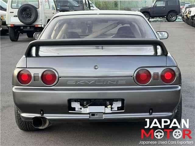1993 Nissan Skyline JDM car for sale — photo 5 of 10