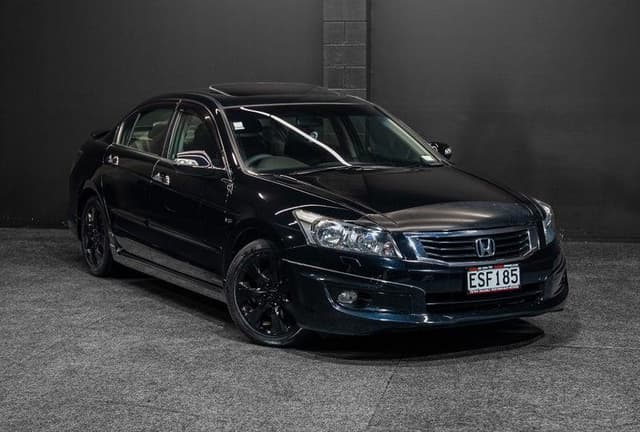 2008 Honda Accord JDM car for sale — photo 5 of 15