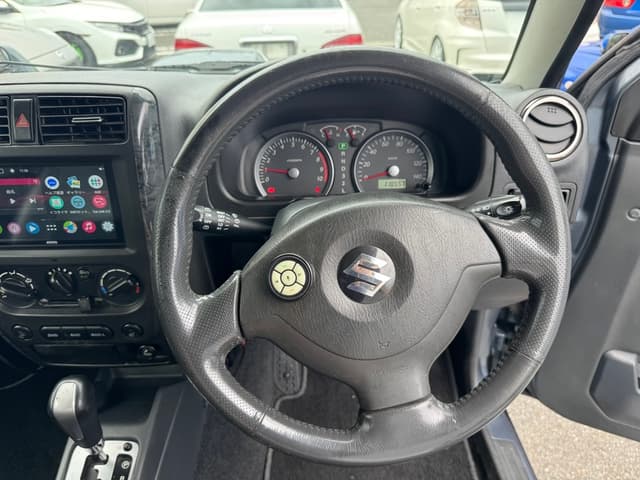 2005 Suzuki Jimny JDM car for sale — photo 5 of 25