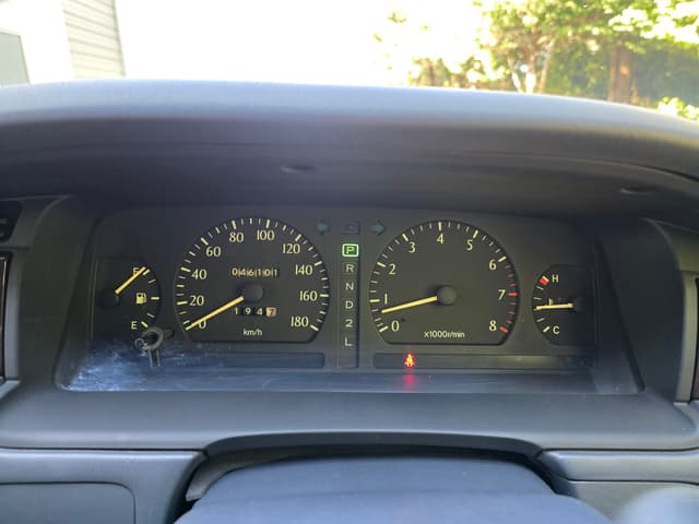 1997 Toyota Crown JDM car for sale — photo 9 of 13
