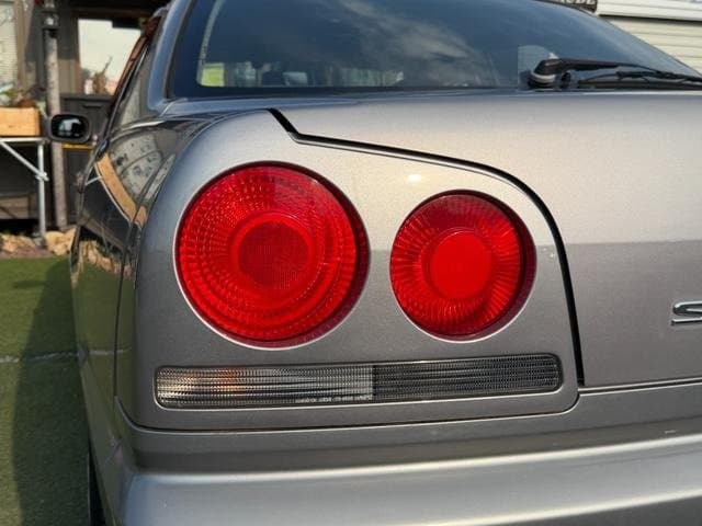 1998 Nissan Skyline JDM car for sale — photo 6 of 25