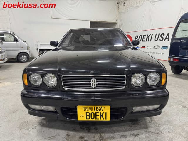 1992 Nissan Cedric JDM car for sale — photo 2 of 25