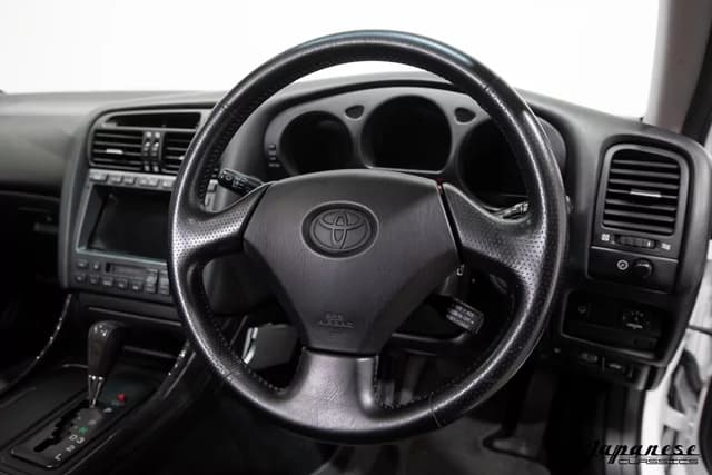 1997 Toyota Aristo JDM car for sale — photo 12 of 25