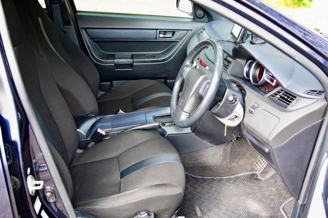 2001 Toyota Will JDM car for sale — photo 10 of 17