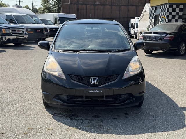 2010 Honda Fit JDM car for sale — photo 2 of 19