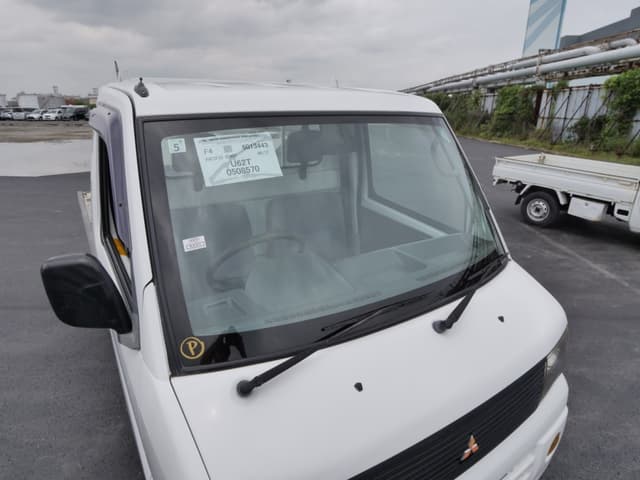 2002 Mitsubishi Minicab JDM car for sale — photo 13 of 25