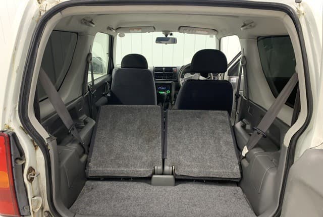 2000 Suzuki Jimny JDM car for sale — photo 18 of 25