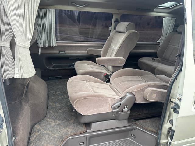 1999 Toyota HiAce JDM car for sale — photo 15 of 20