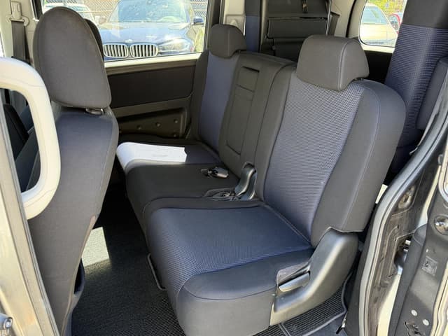 2008 Honda Stepwagon JDM car for sale — photo 13 of 19